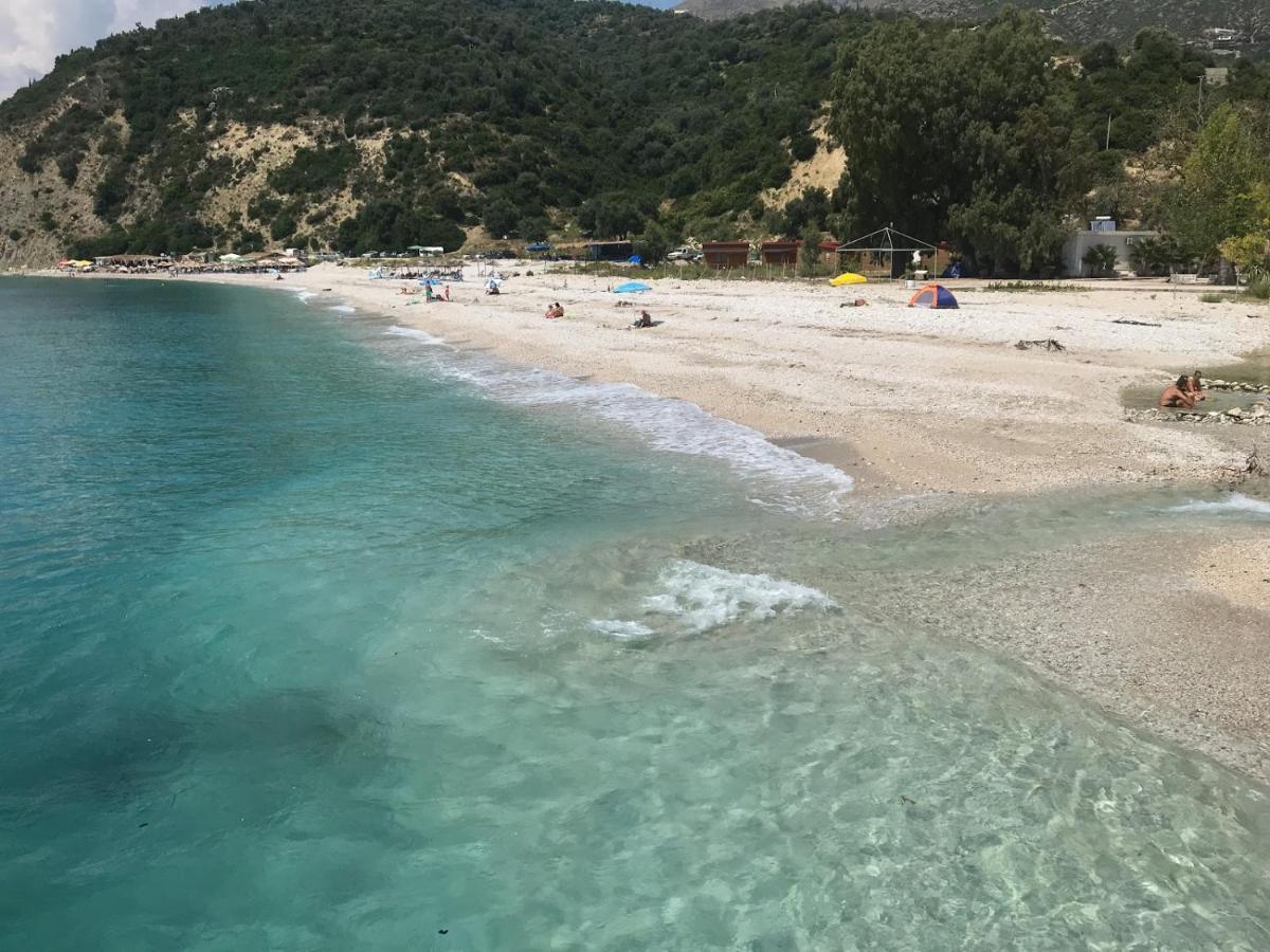Bunec Seascape Villa Piqeras Bagian luar foto